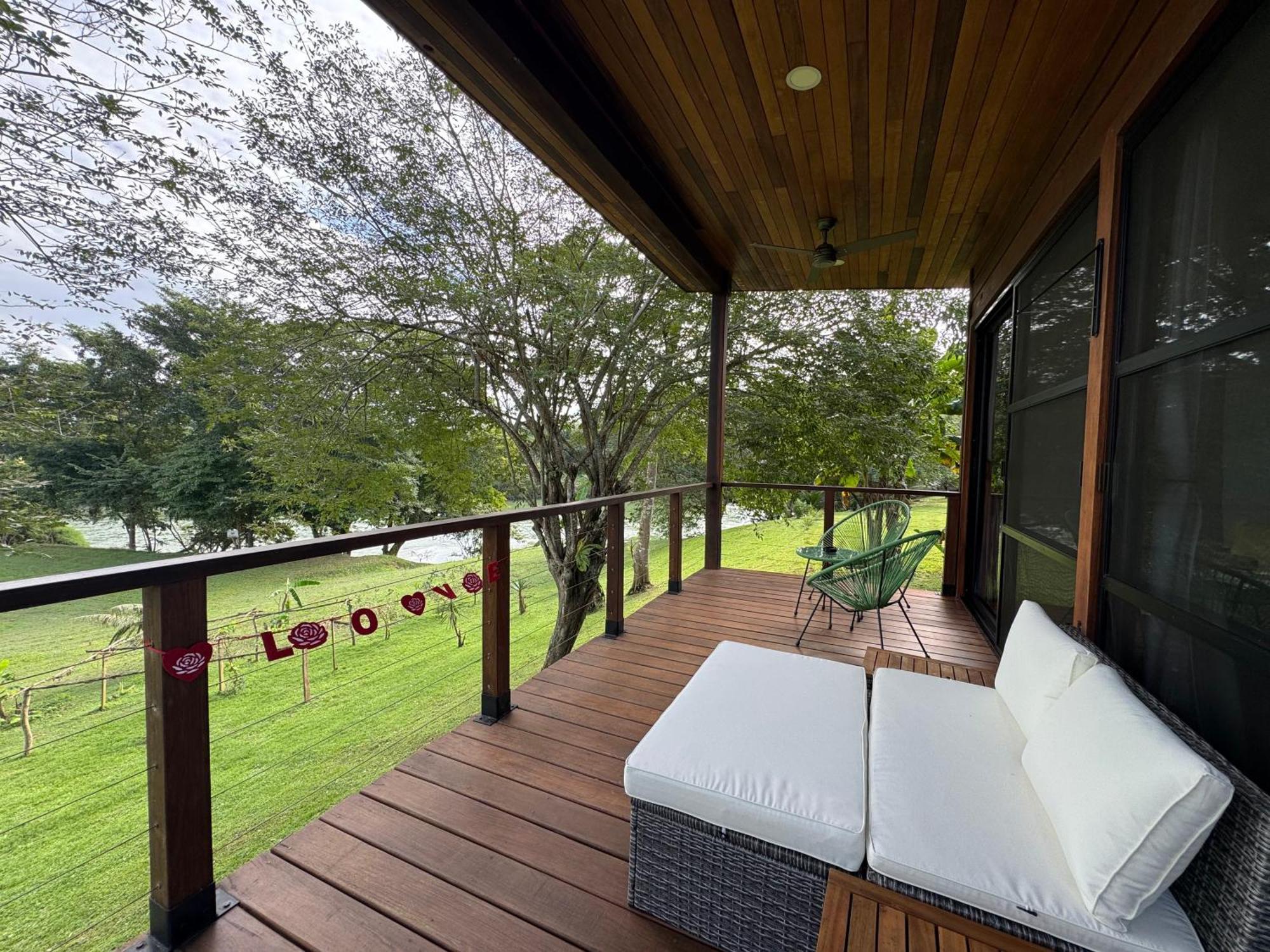 Yumas Riverfront Lodge San Ignacio Exterior foto